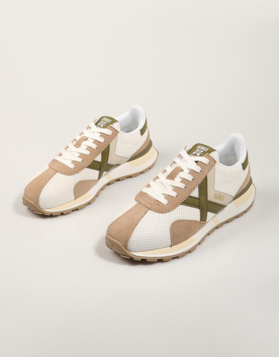 ZAPATILLAS MUNICH NEW SAPPORO en color Blanco