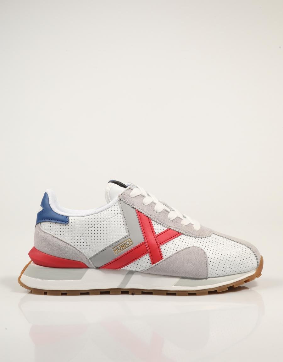ZAPATILLAS MUNICH NEW SAPPORO en color Blanco