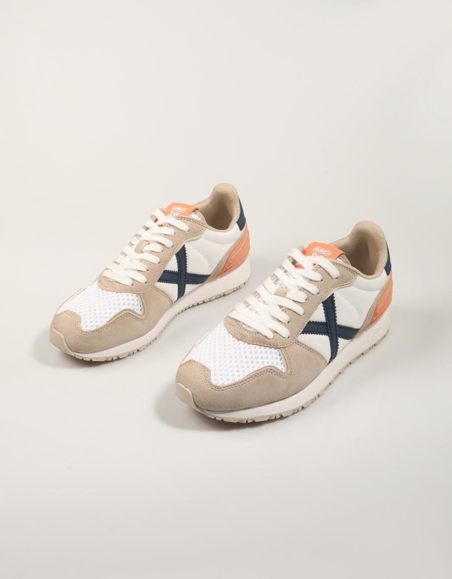 ZAPATILLAS MUNICH MASSANA CLUB en color Blanco