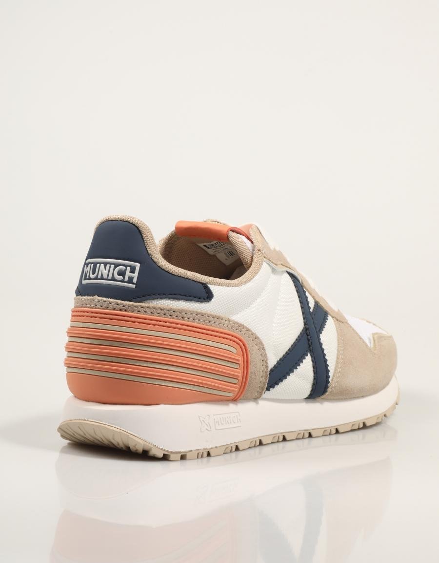 ZAPATILLAS MUNICH MASSANA CLUB en color Blanco