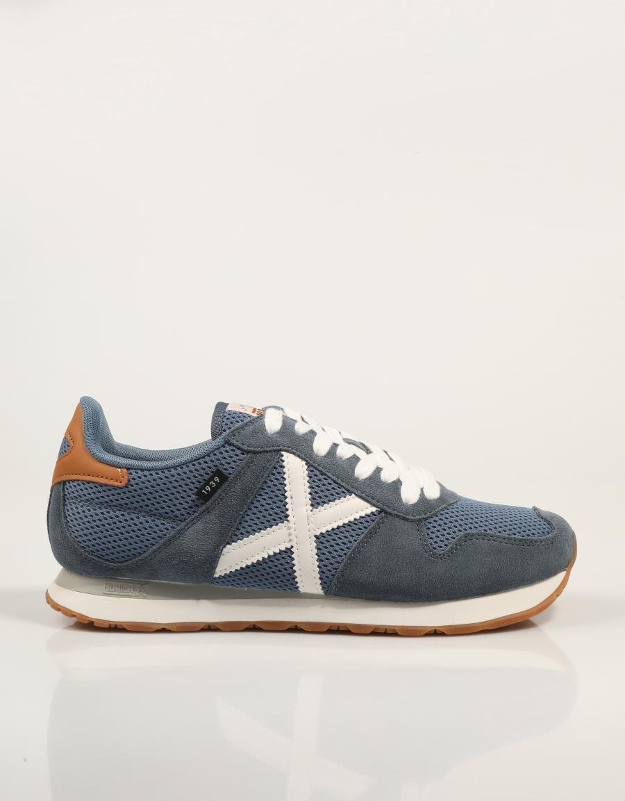 Sapatos clássicos de Munique Massana em azul marinho