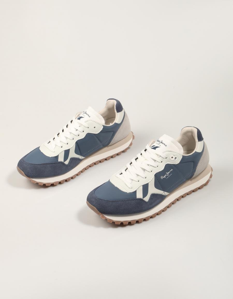 ZAPATILLAS PEPE JEANS BRIT ON MASTER M PMS40034 en color Azul marino