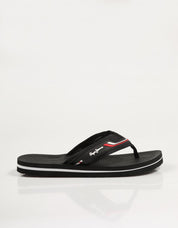 CanClas PEPE JEANS West Club PMS70162 em cor preta