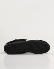 ZAPATILLAS PUMA SPEEDCAT en color Negro