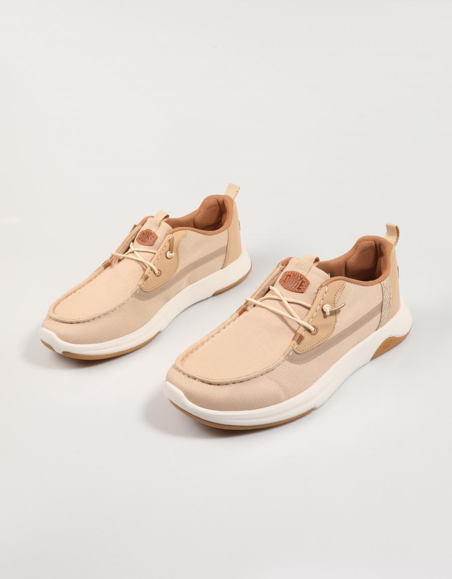 Mec wally dérive baskets en couleur beige