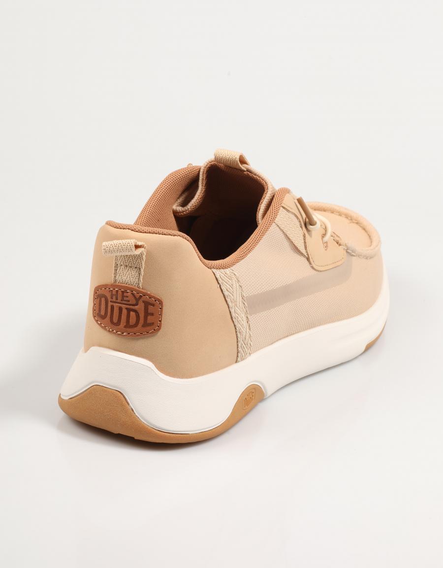 Mec wally dérive baskets en couleur beige