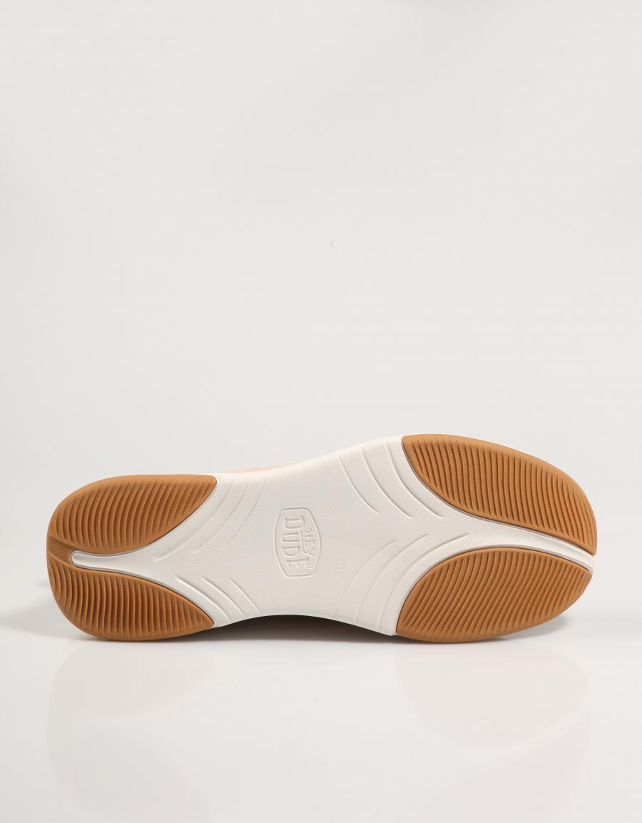 Mec wally dérive baskets en couleur beige