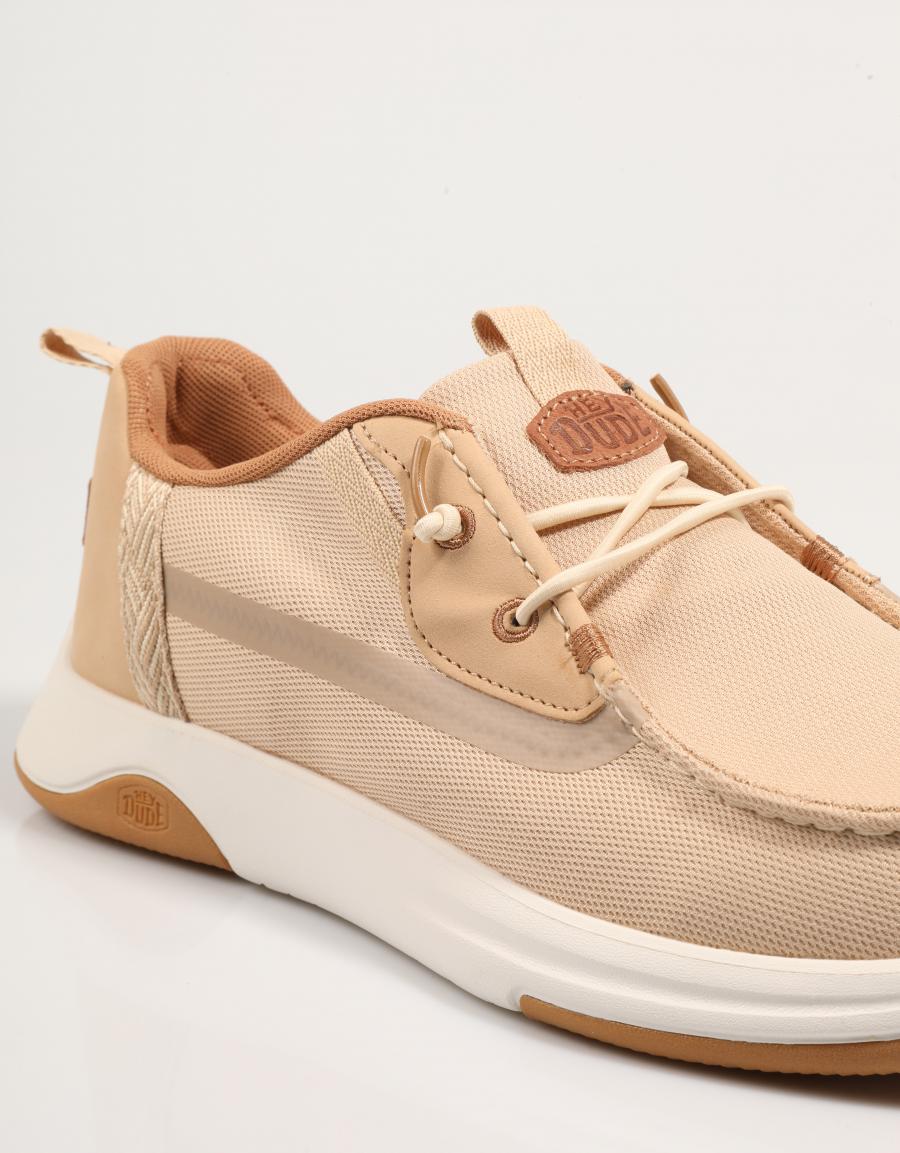 Mec wally dérive baskets en couleur beige
