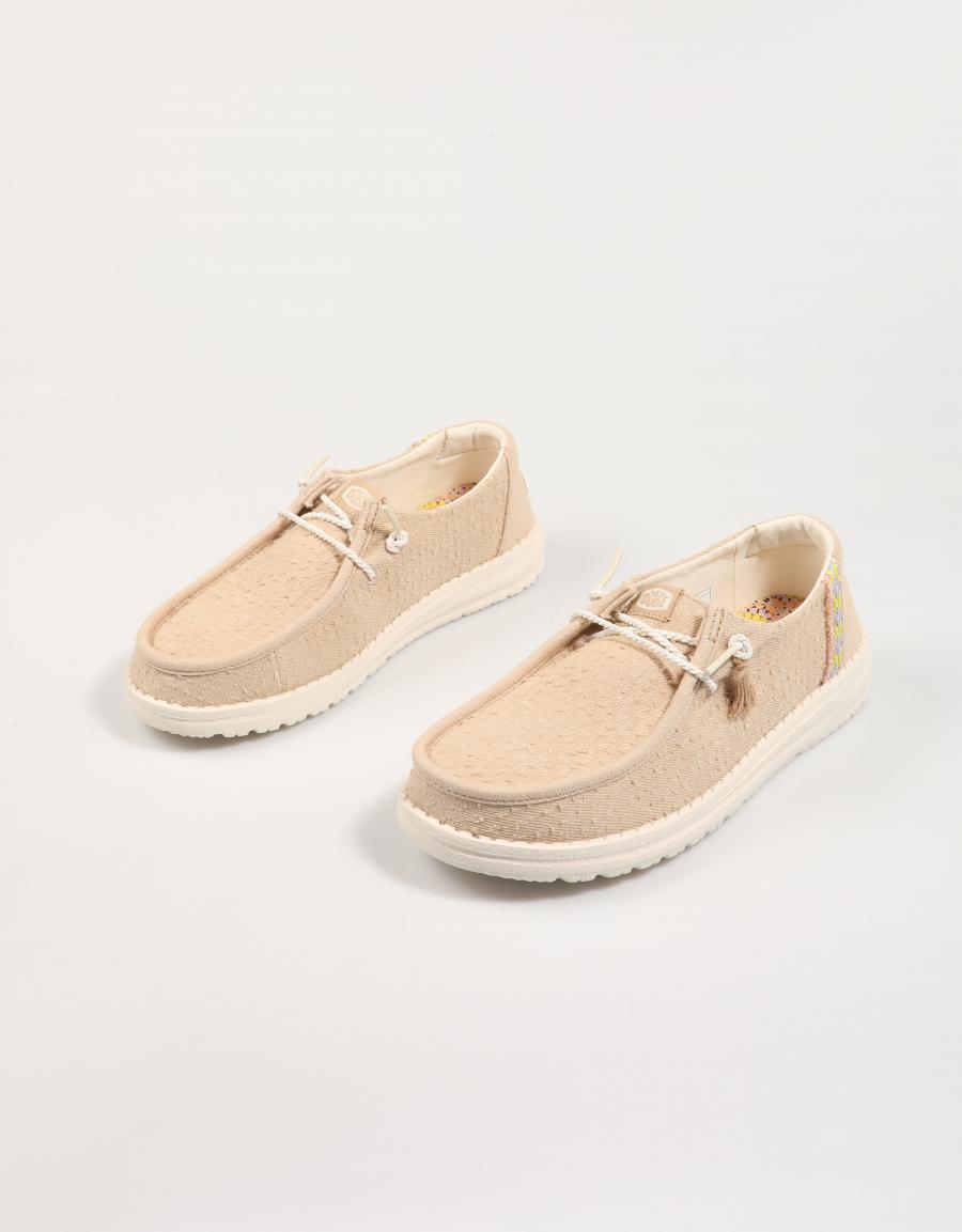 Sport Dude Wendy Perf Canvas Scarpe in beige