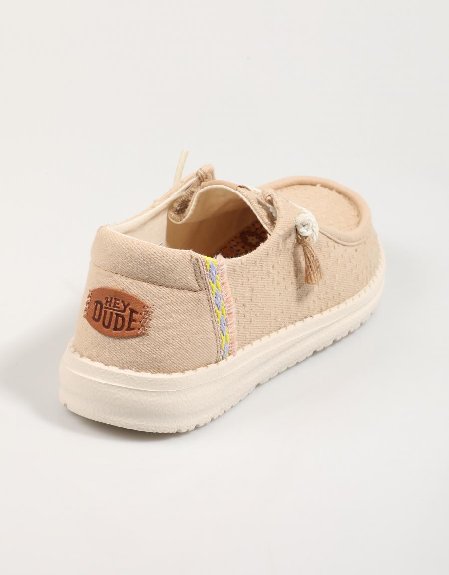 Sport Dude Wendy Perf Canvas Scarpe in beige