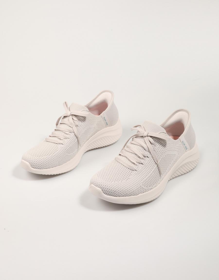 ZAPATILLAS SKECHERS 150457 en color Gris