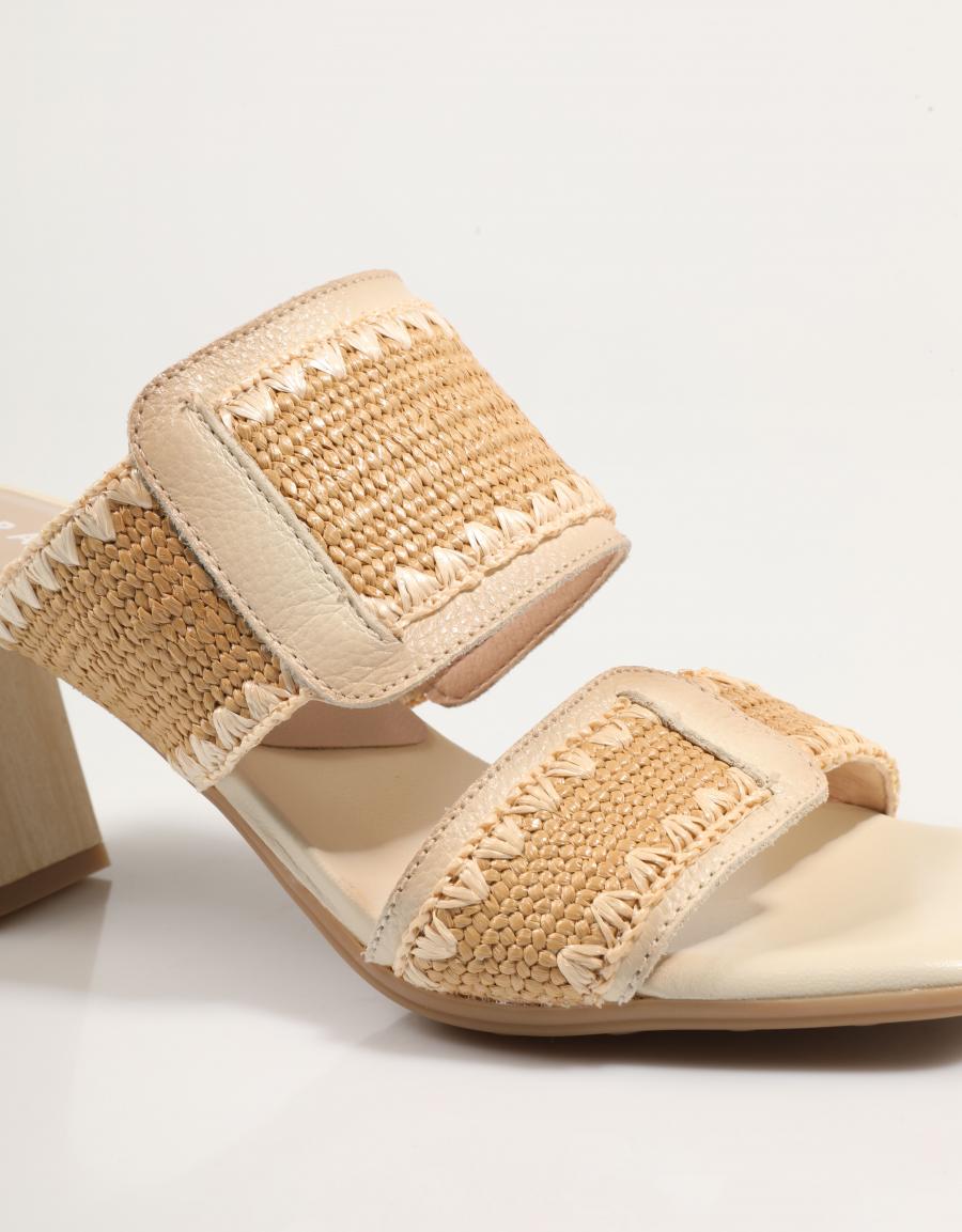 Sandales hispaniques HV253946 en beige
