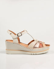 SANDALIAS PIKOLINOS AGUADULCE W3Z 1836C1 en color Blanco