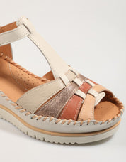SANDALIAS PIKOLINOS AGUADULCE W3Z 1836C1 en color Blanco