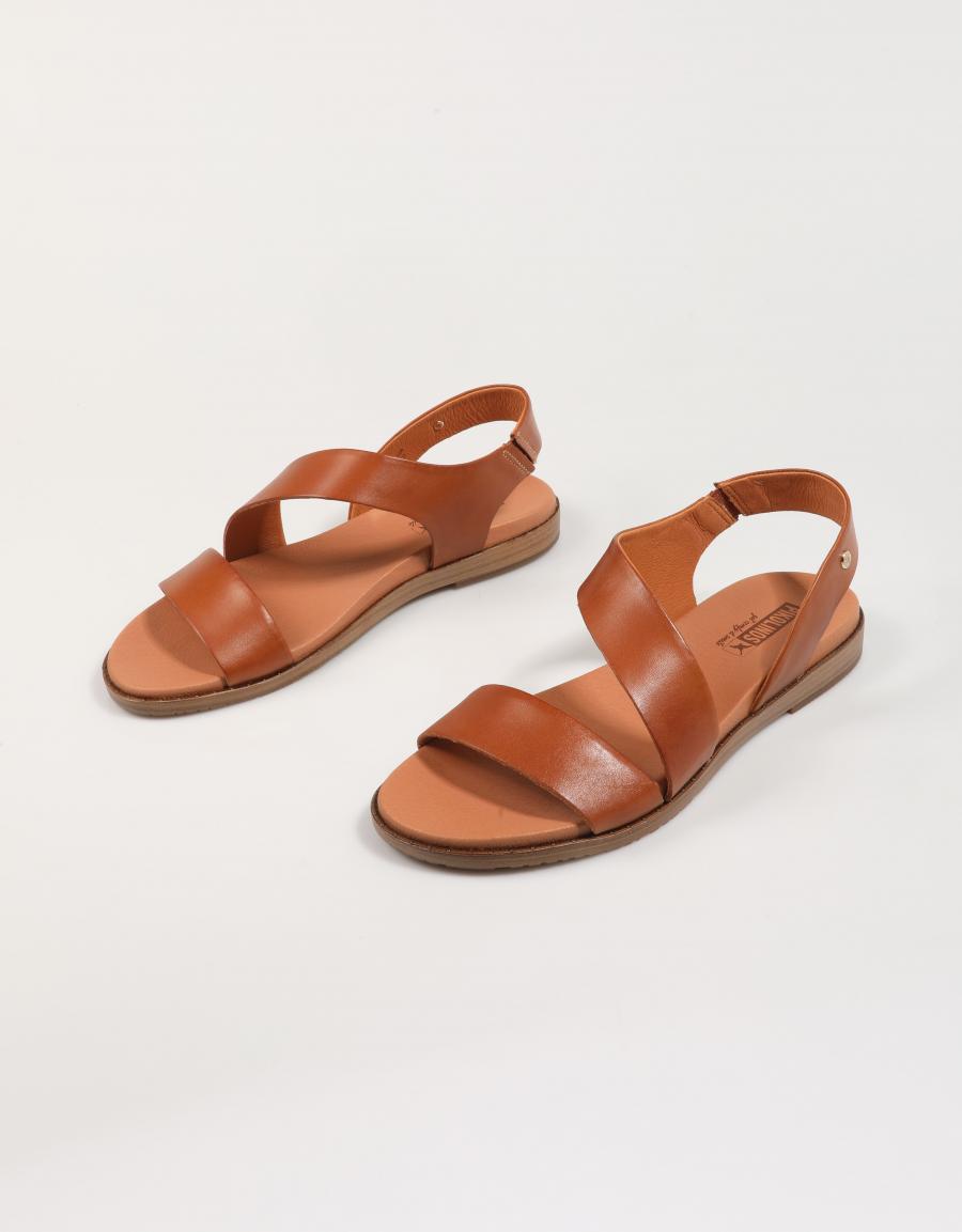 SANDALIAS PIKOLINOS FORMENTERA W8Q 0944 en color Cuero
