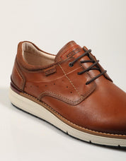 Sapatos Pikolinos Manacor M1A 4276C1 em cor de couro