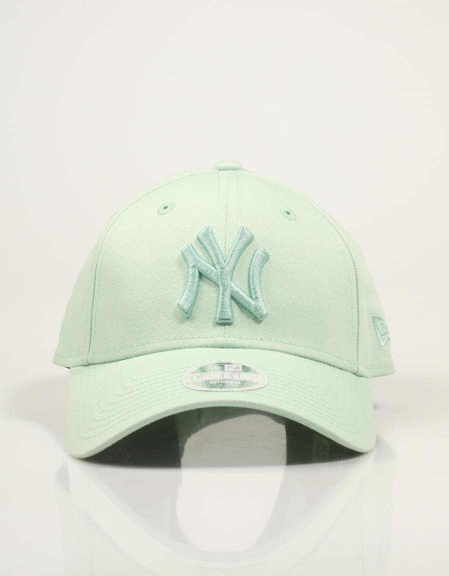 GORRA NEW ERA FEMALE LEAGUE 9FORTY en color Verde
