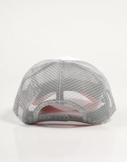 A new sommer trucker new er in white