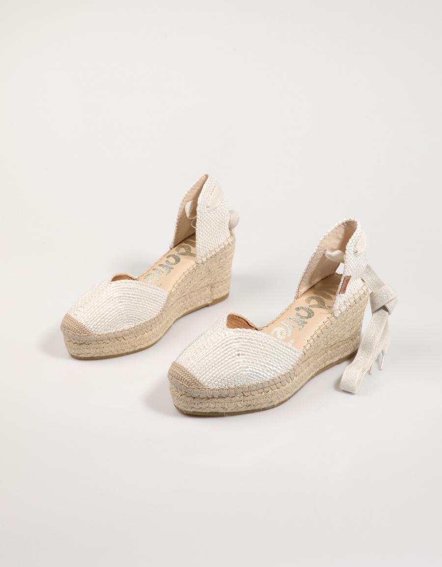 SANDALIAS VIDORRETA 27900 en color Blanco