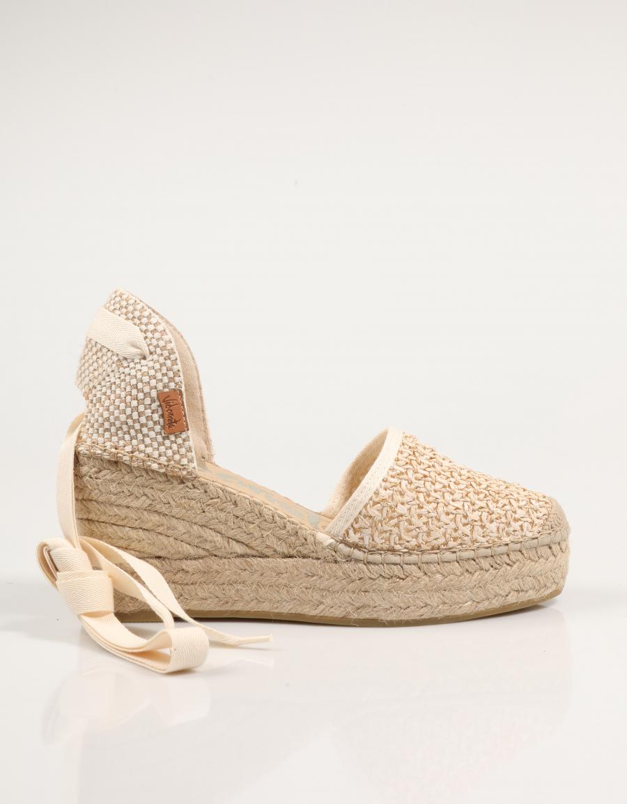 SANDALIAS VIDORRETA 06700 en color Beige