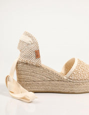 SANDALIAS VIDORRETA 06700 en color Beige