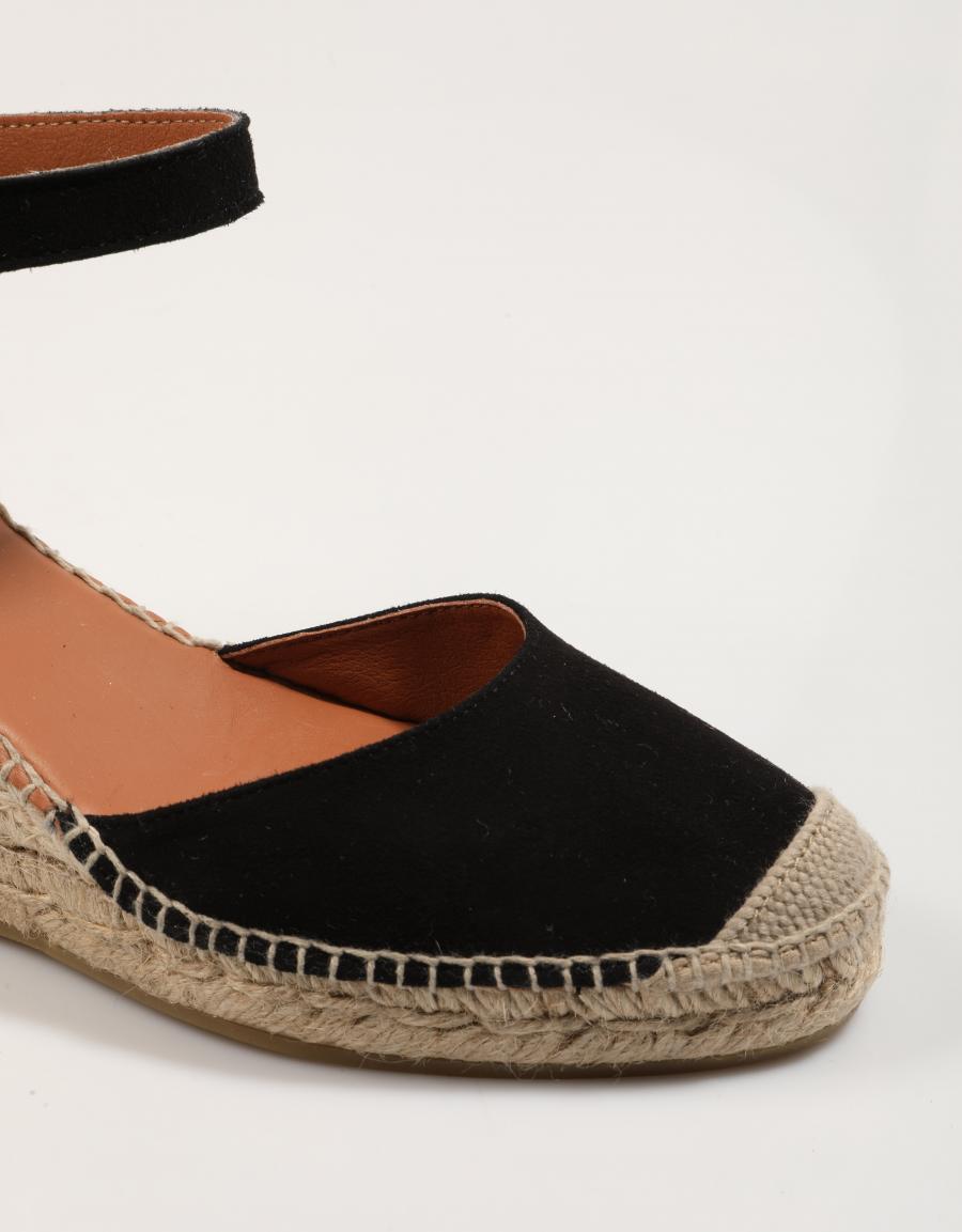 SANDALIAS LUCIA VIGUERA 1743 en color Negro