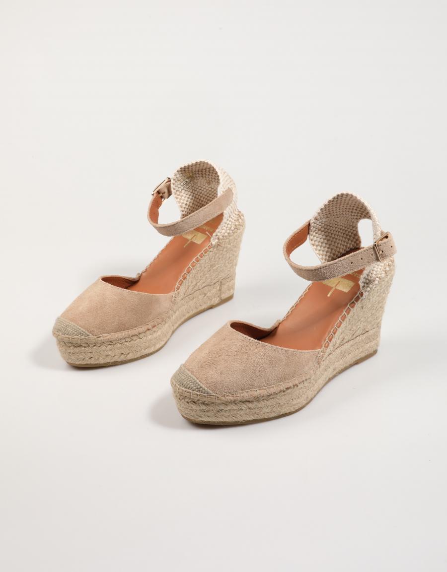 Sandali Lucia viguera 1632 in colore taupe