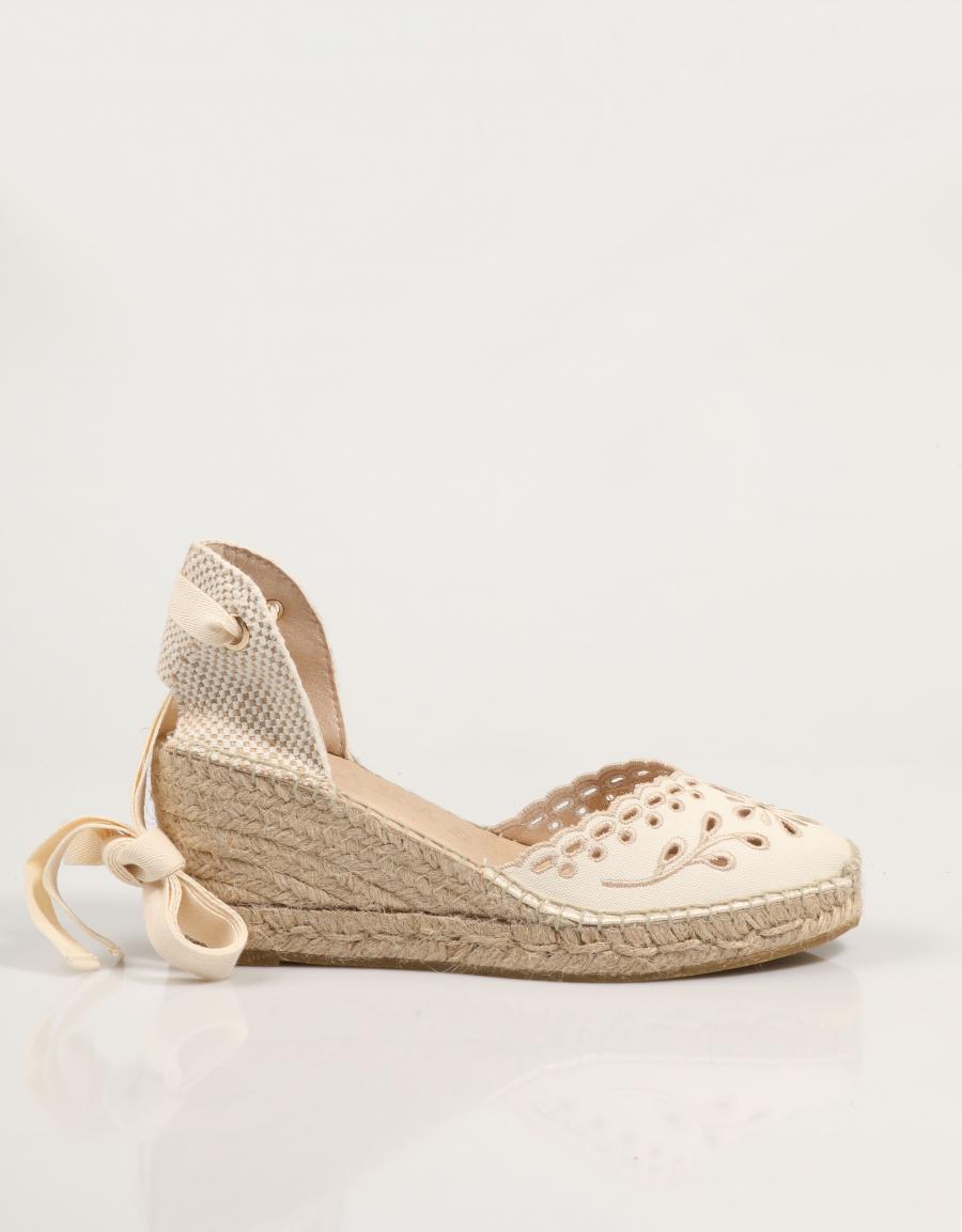 Alham Sandalias 03925 LO5C in beige Color