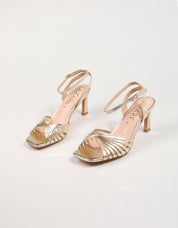 SANDALIAS AZAREY 459J435 en color Oro