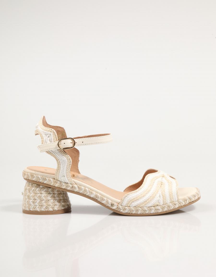 Sandalias Gaima Dane na cor bege