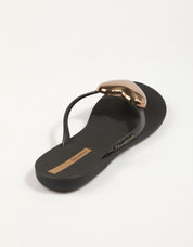 CHANCLAS IPANEMA MAXI FASHION IV FEM 83652 en color Negro
