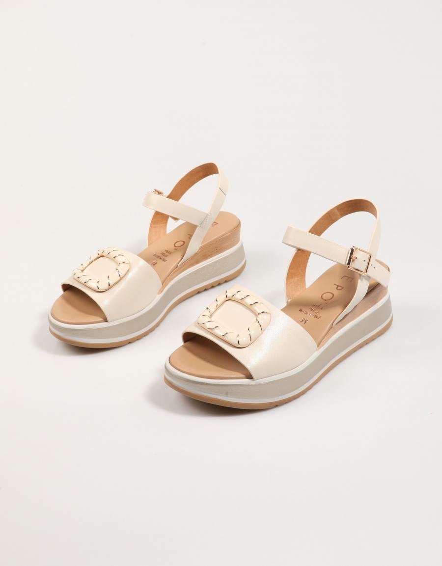 SANDALIAS LA REPO 19236 en color Hielo