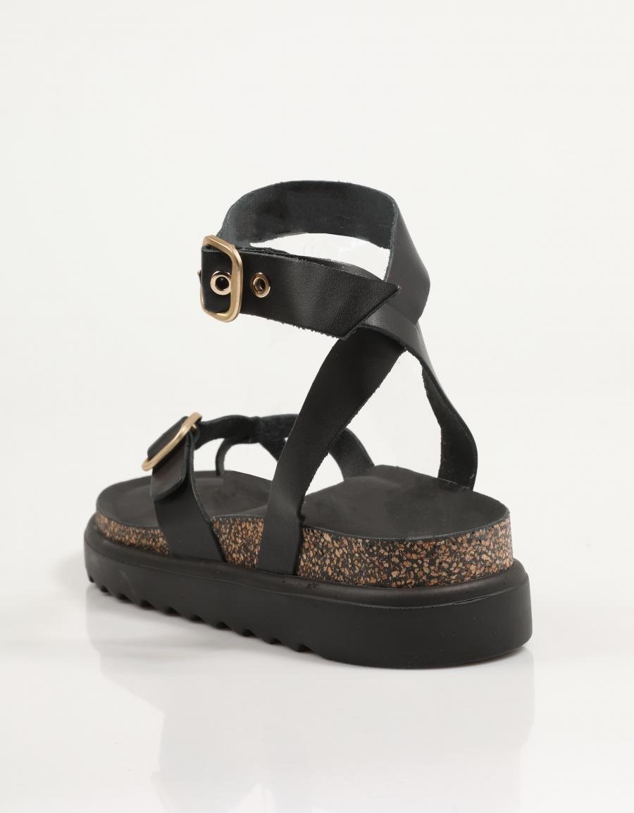 SANDALIAS YOKONO TUNEZ 135 en color Negro