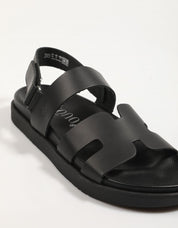 SANDALIAS YOKONO MORENA 257 en color Negro