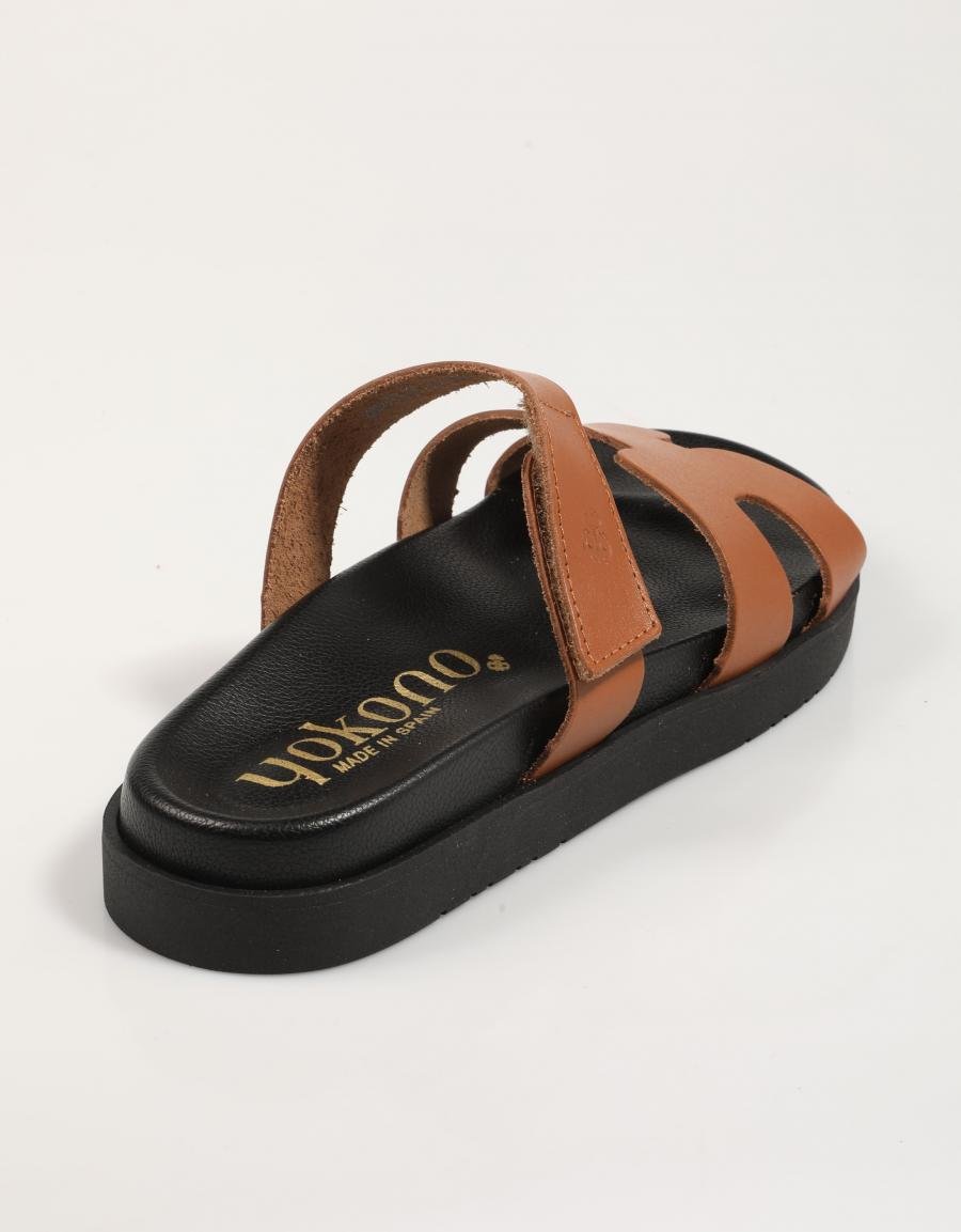 Yakono Morena 125 Sandalen in Lederfarbe