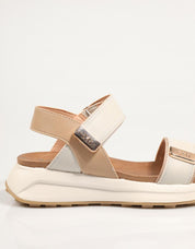 Sandalen XTI 143874 in beige Farbe