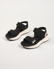 SANDALIAS XTI 143874 en color Negro