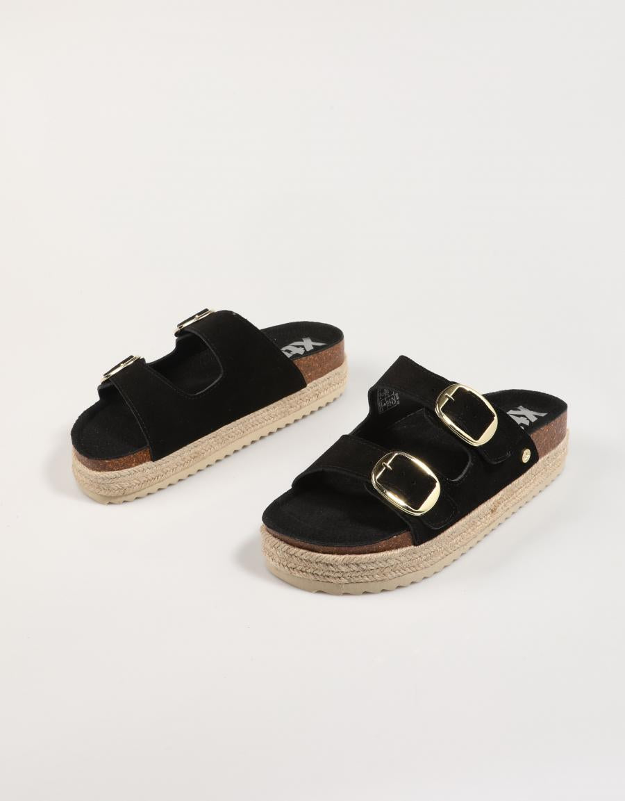 Sandalen XTI 143635 in schwarzer Farbe