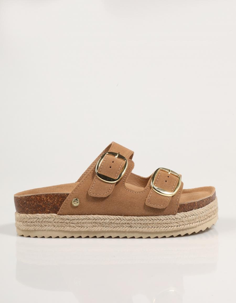 SANDALIAS XTI 143635 en color Cuero