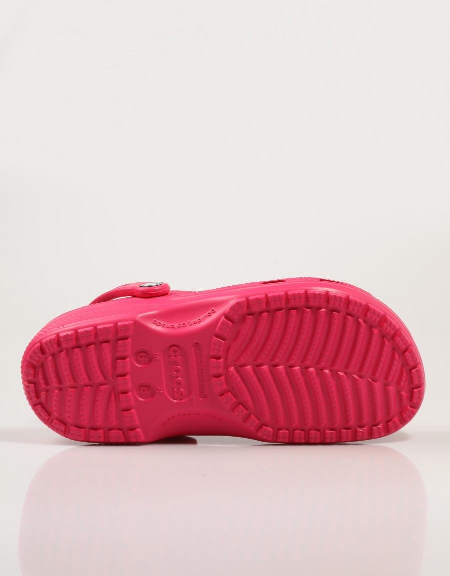 Crocs Classic Clogs en couleur Fuxia