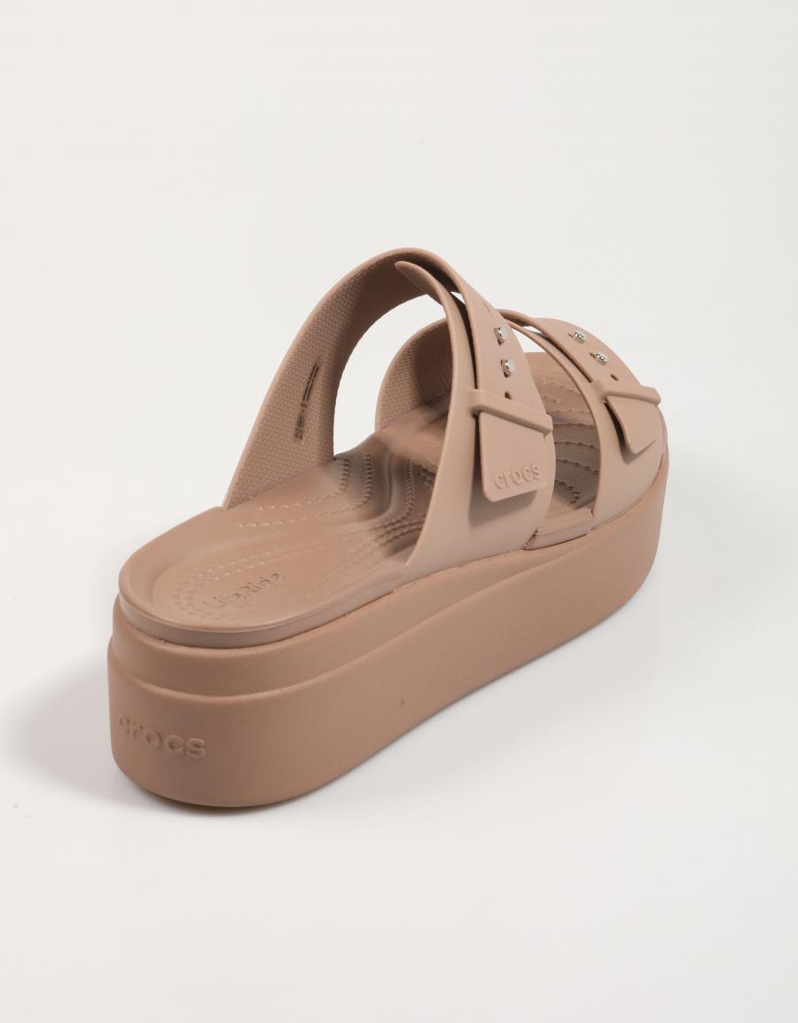 Sandalias Crocs Brookyln Schnalle Low Wdg en Farbe Taupe