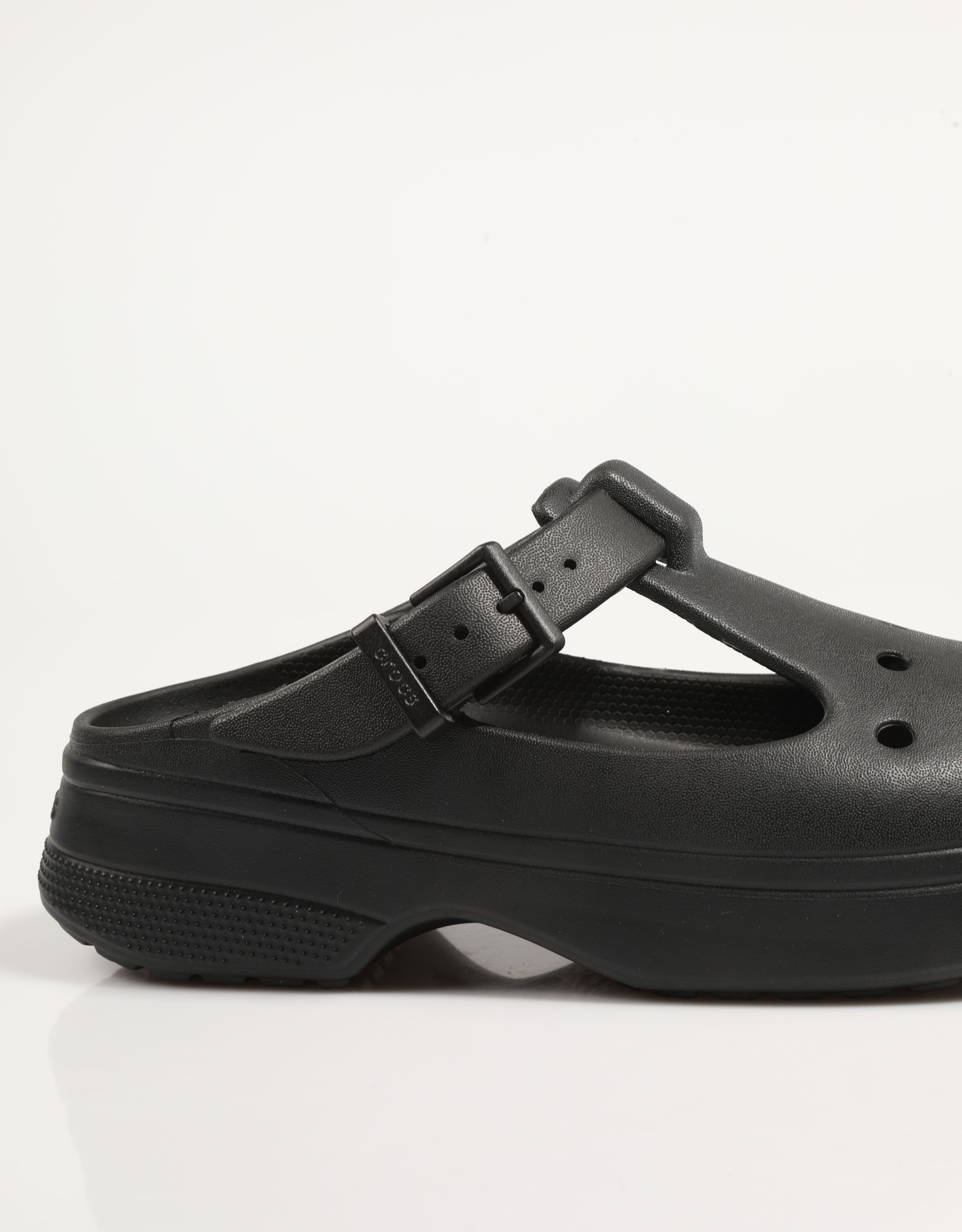 Sandalias Crocs Classic Mary Jane Cog em Color Negro