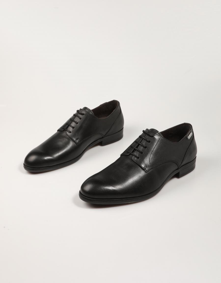 Bristol 4187 Pikolin -Kleiderschuhe in Schwarz