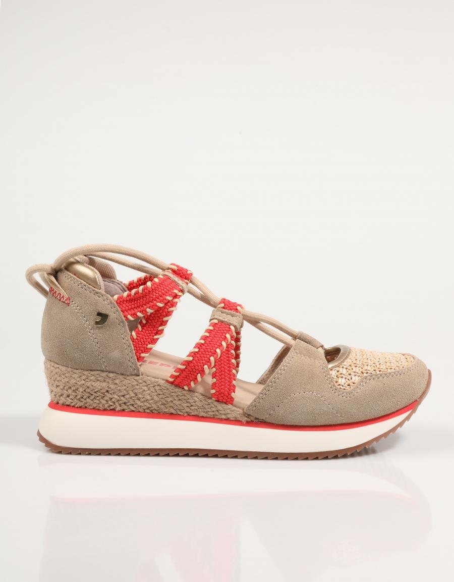 SANDALIAS GIOSEPPO GRISWOLD 74272 P en color Beige