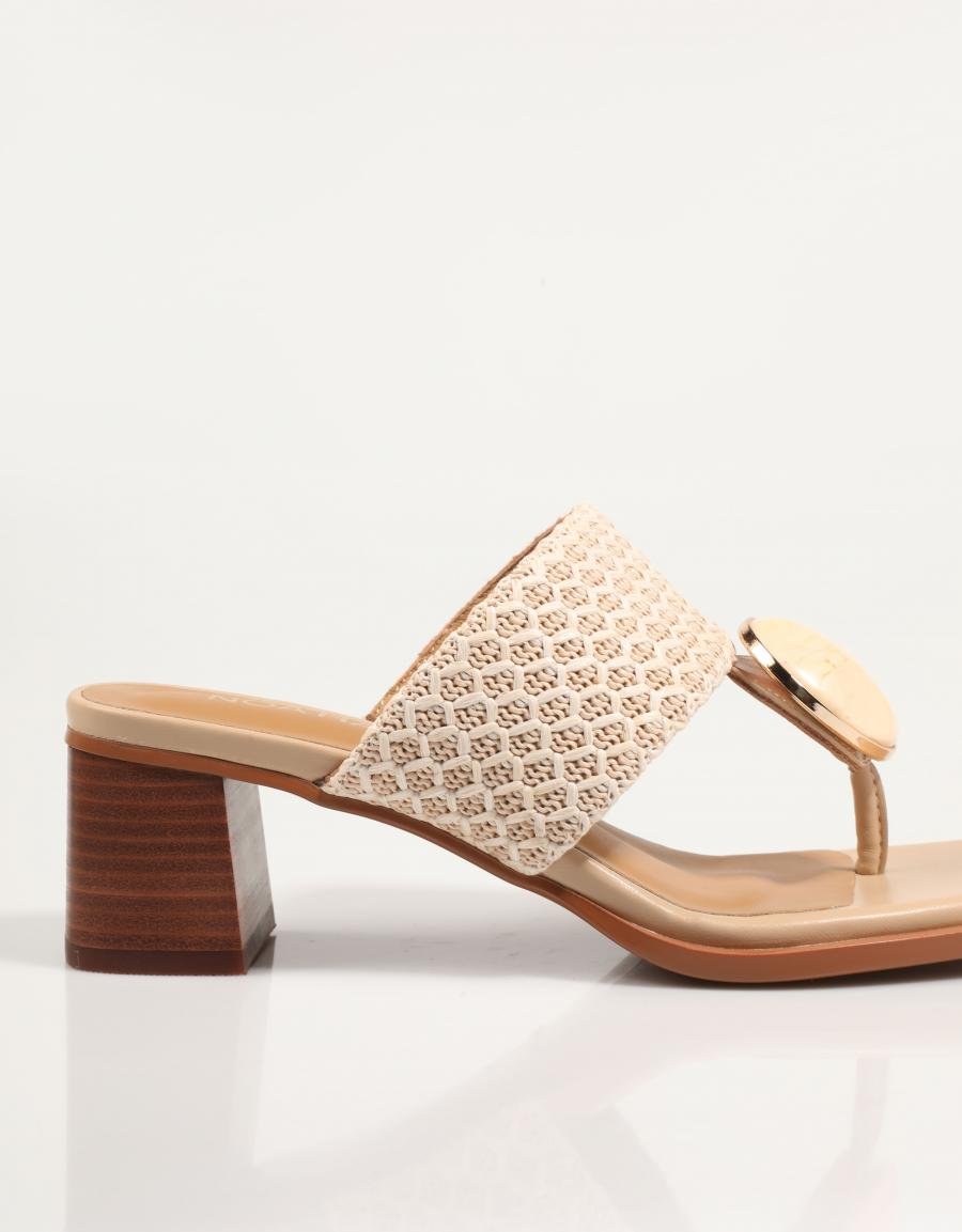 9967 Sandalias 9967 en couleur beige