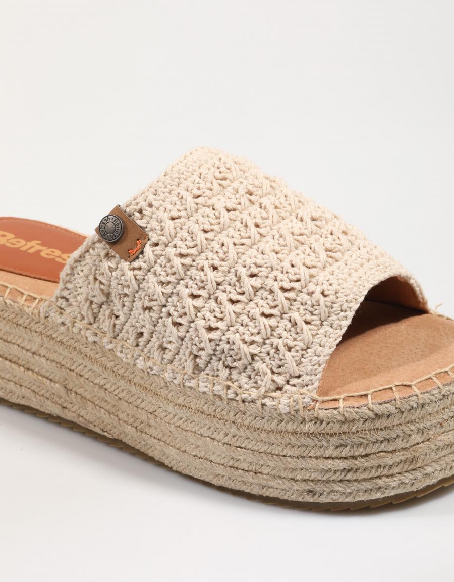 SANDALIAS REFRESH 172459 en color Hielo