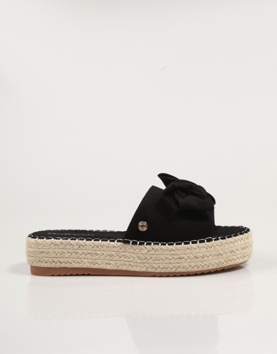 SANDALIAS REFRESH 172547 en color Negro