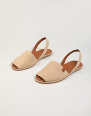 SANDALIAS POPA FALESIA SERRAJE en color Beige