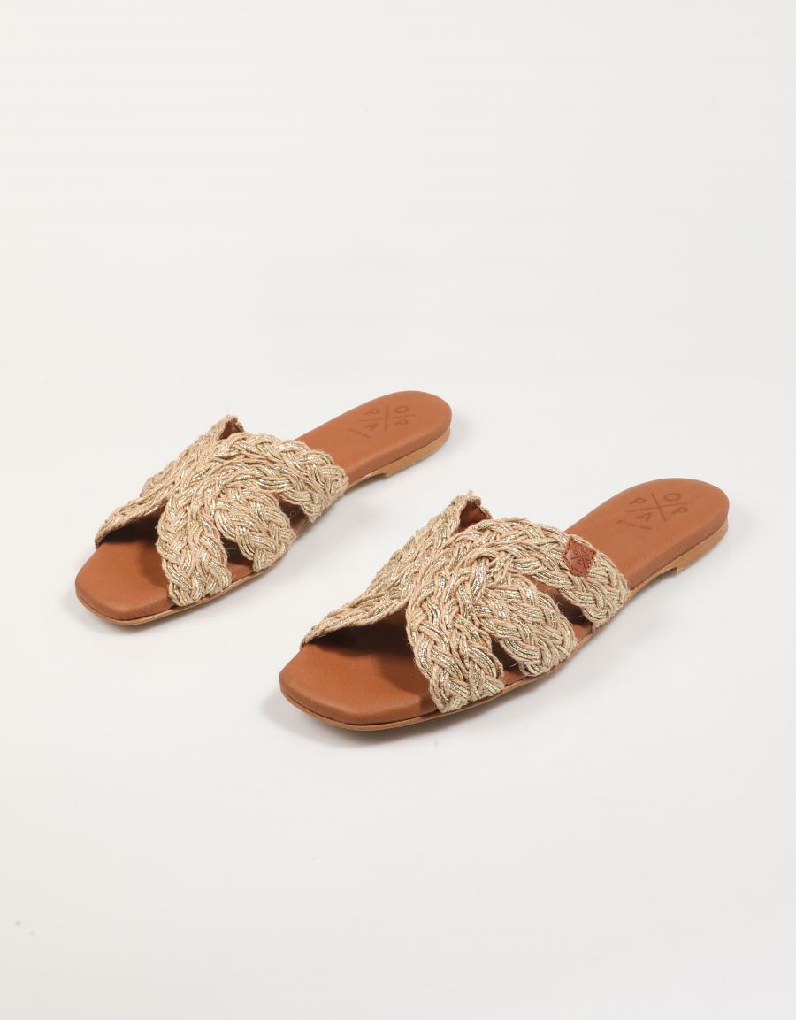 SANDALIAS POPA DURBAN COSLAM en color Oro