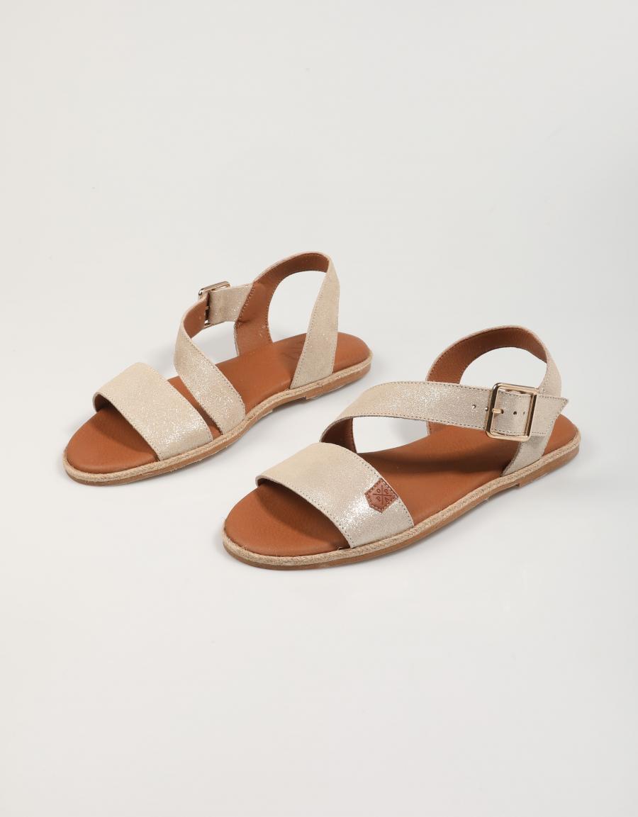 SANDALIAS POPA LEYTE BOREAL en color Oro